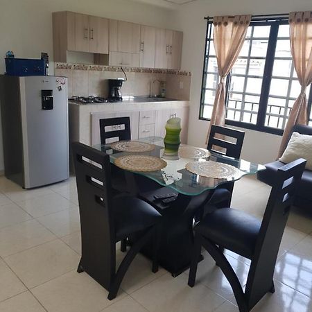Apartamentos Williams Санта-Роса-де-Кабаль Екстер'єр фото