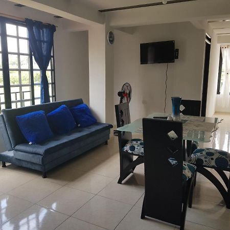 Apartamentos Williams Санта-Роса-де-Кабаль Екстер'єр фото