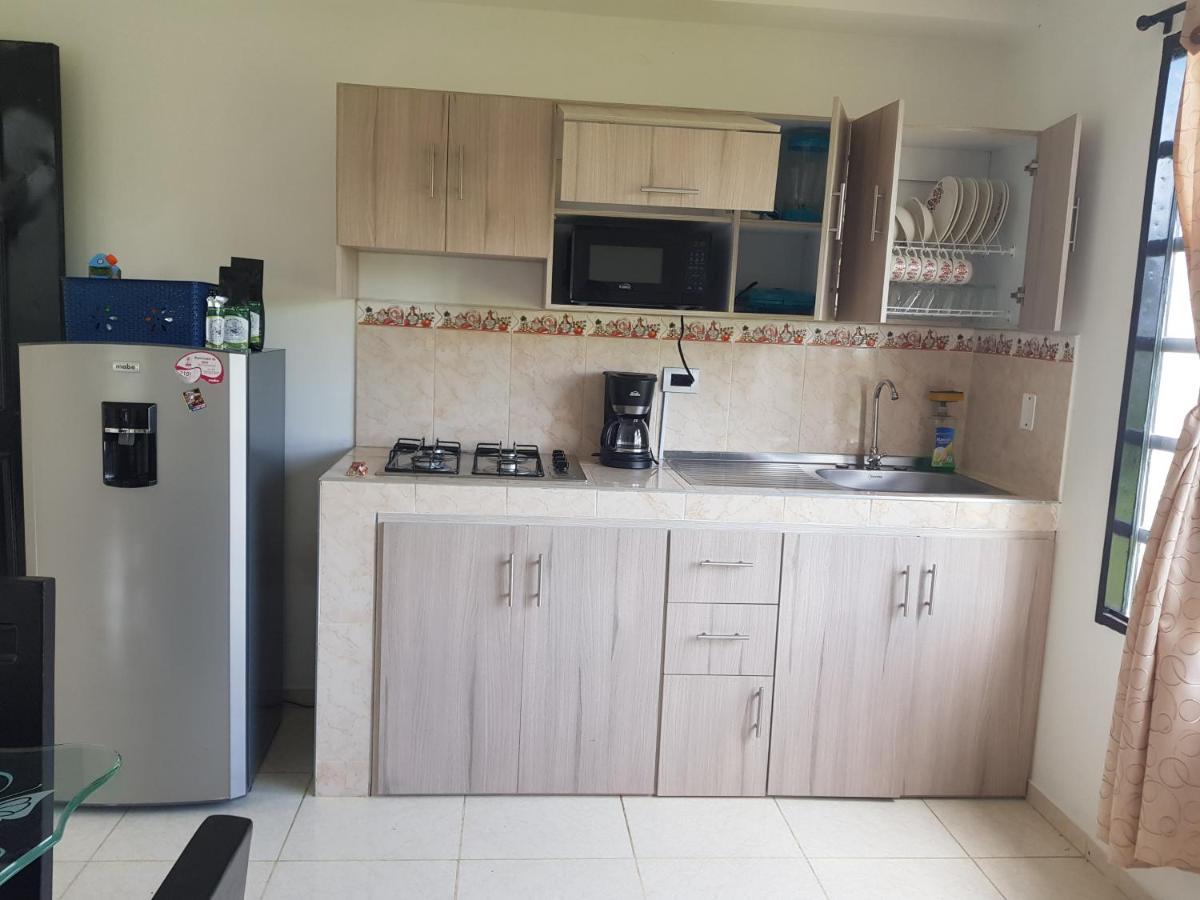 Apartamentos Williams Санта-Роса-де-Кабаль Екстер'єр фото
